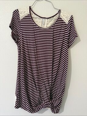 Vanity Burgundy and White Striped Lace Shoulder Short Sleeve Top
